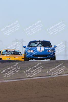 media/Oct-26-2025-CalClub SCCA (Sun) [[8ce1e69566]]/Group 5/Grapevine/